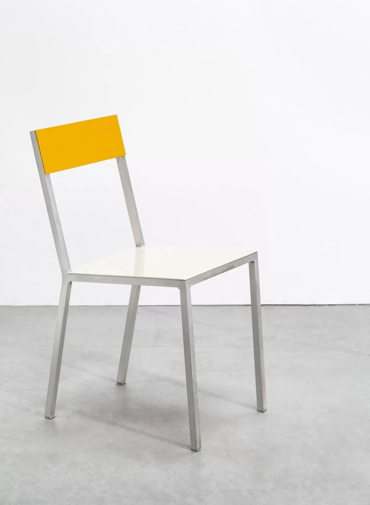 SUSAN BIJL Alu Chair, White Seat, Yellow Back< Meubels