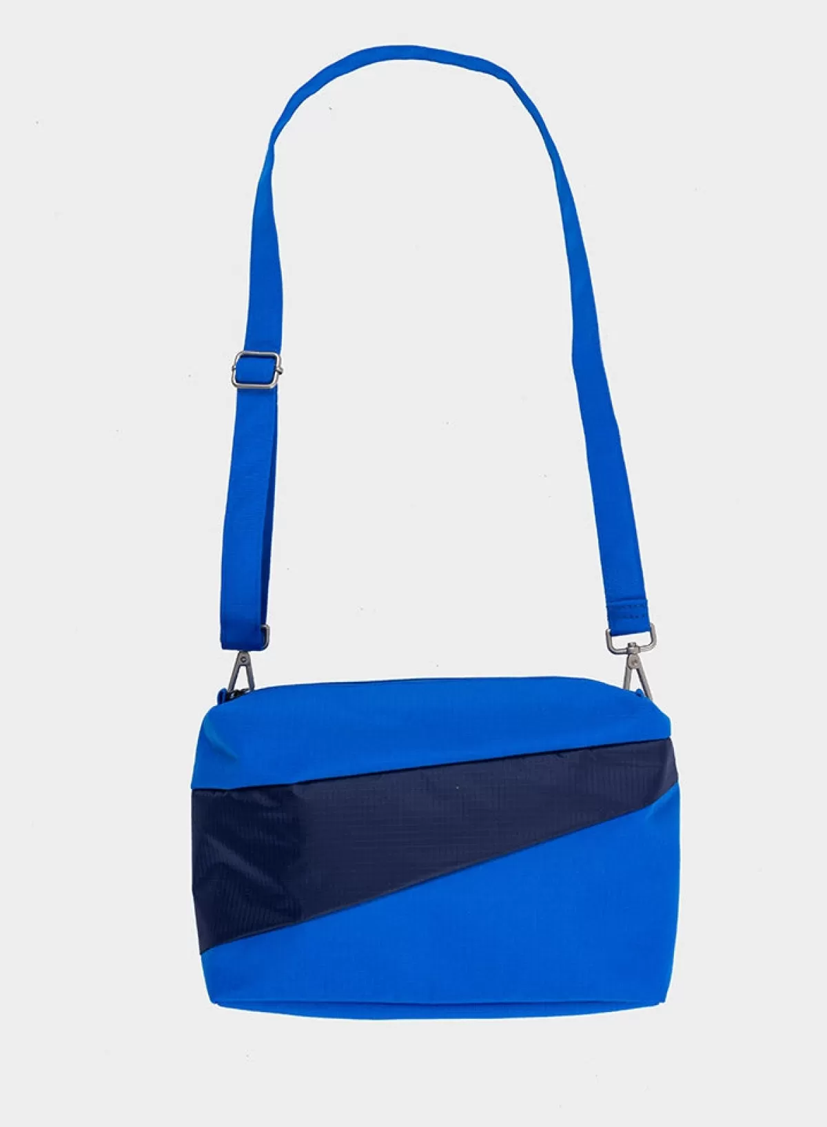 SUSAN BIJL Blue & Navy MEDIUM< The New Bum Bag