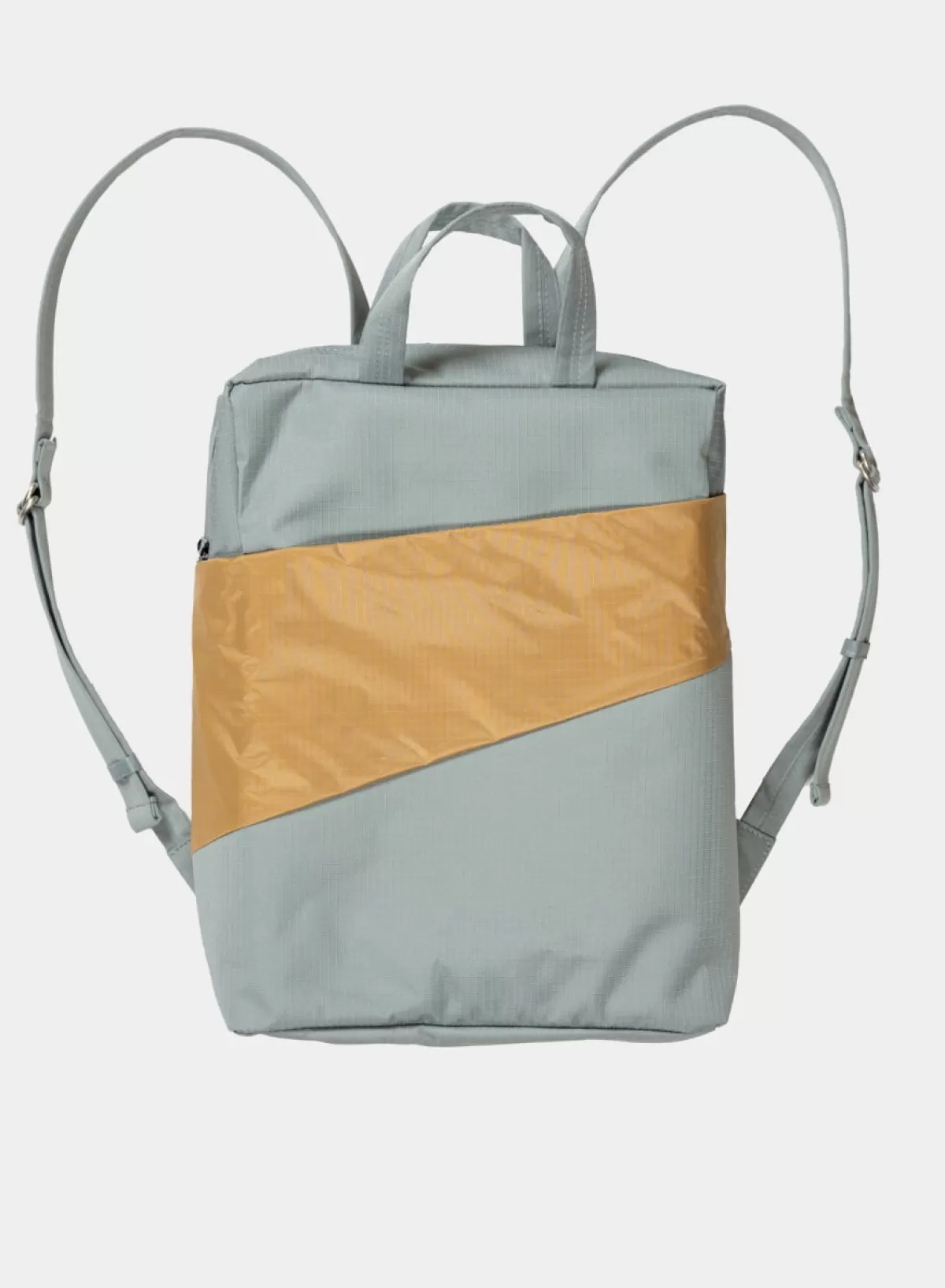 SUSAN BIJL Grey & Camel< The New Backpack