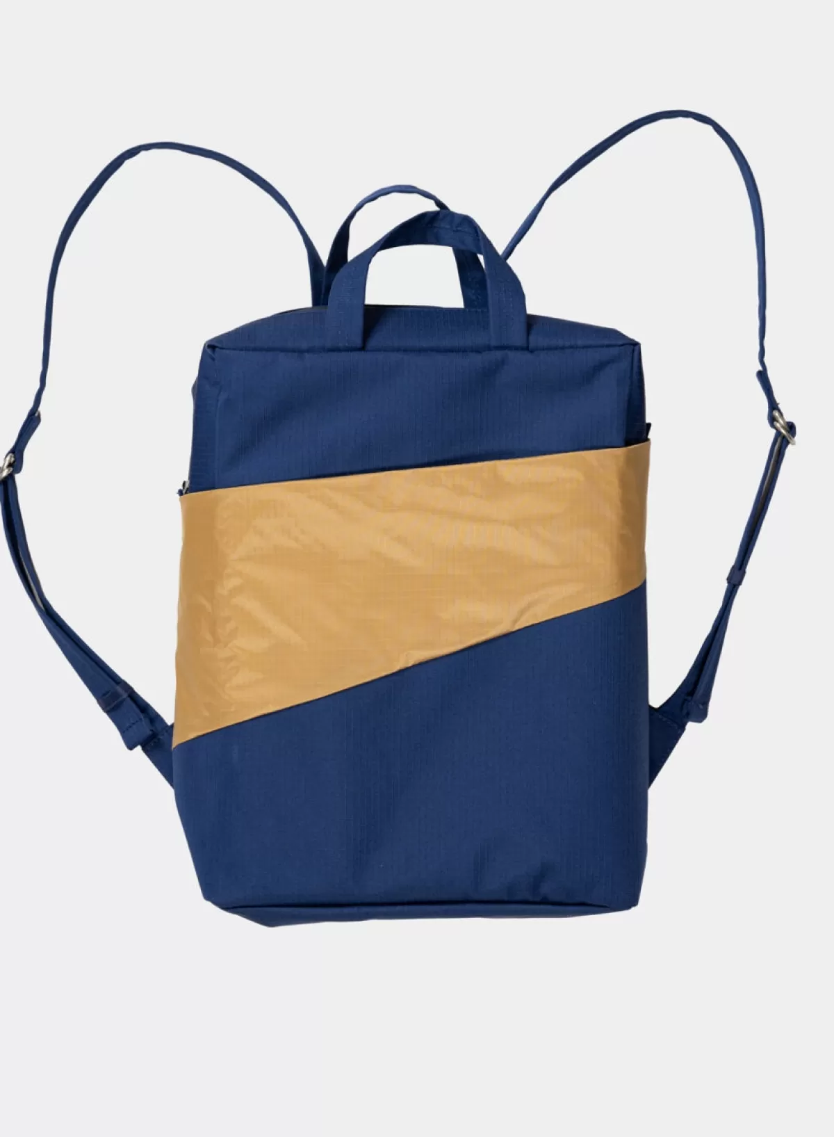 SUSAN BIJL Navy & Camel< The New Backpack