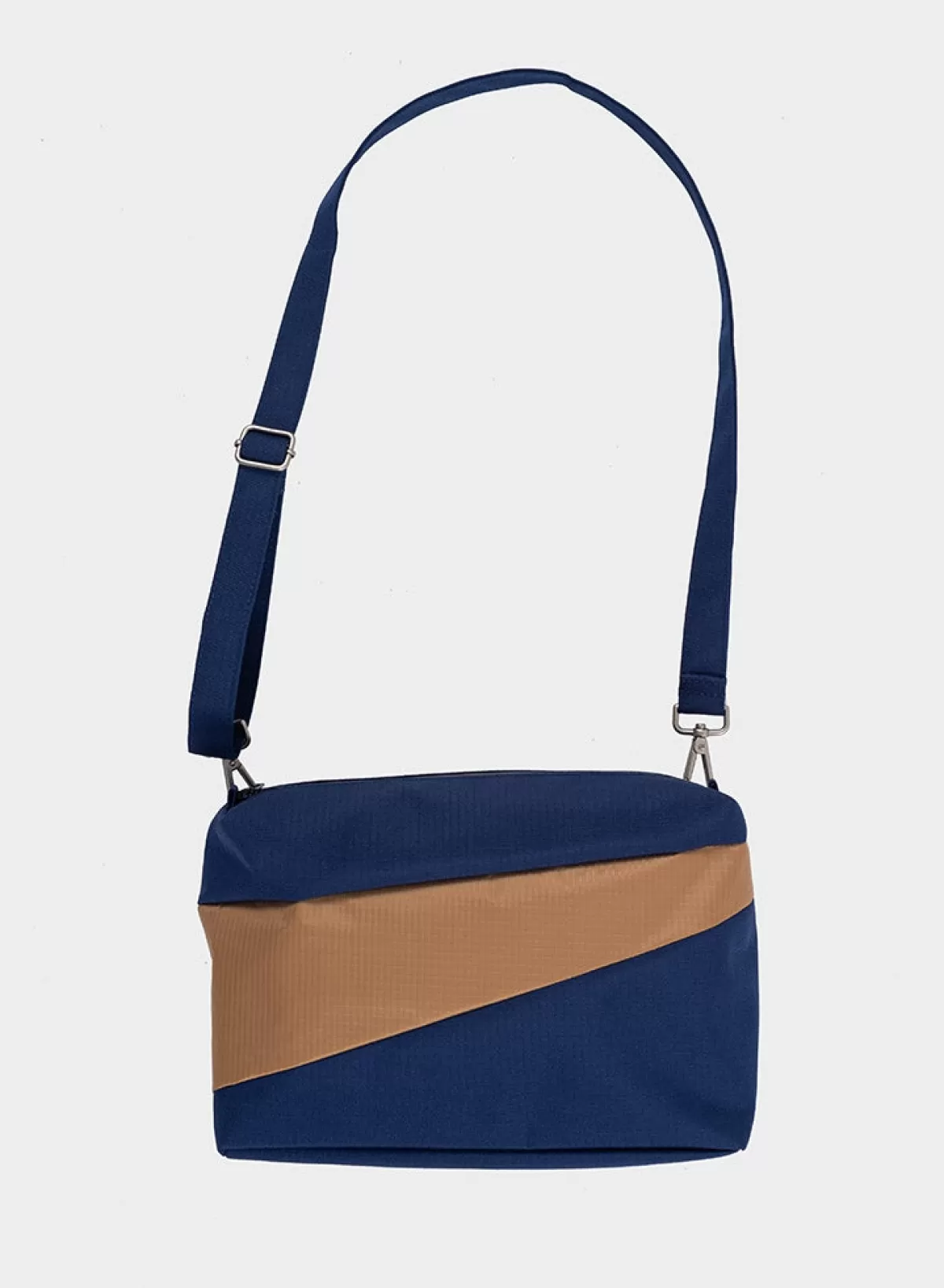 SUSAN BIJL Navy & Camel MEDIUM< The New Bum Bag