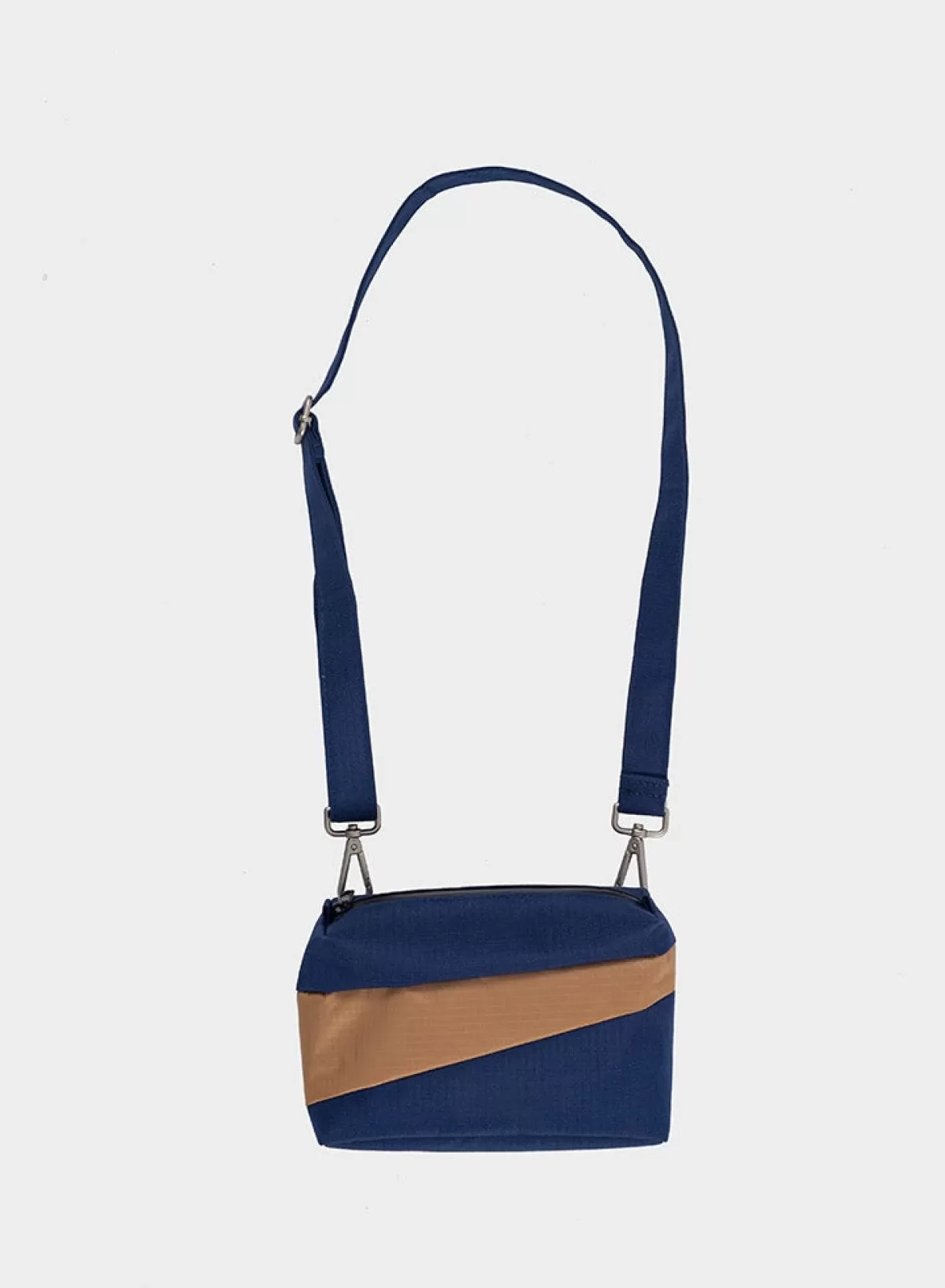 SUSAN BIJL Navy & Camel SMALL< The New Bum Bag